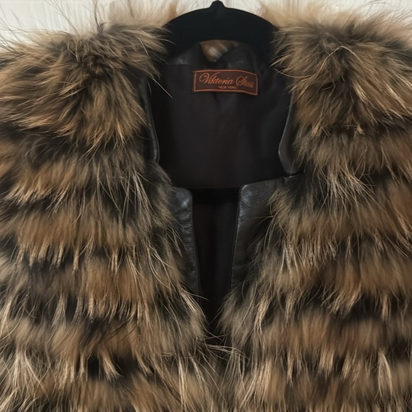 Women's rabbit Fur and leather Vest in Brown and Black Victoria stass small - Picture 3 of 4